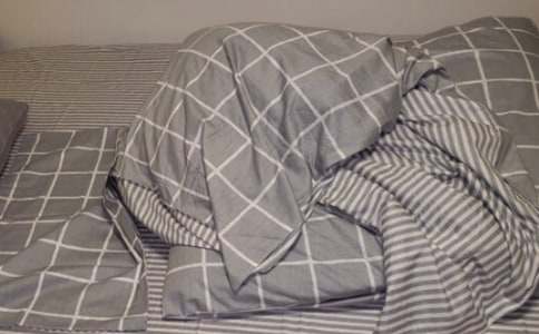 ������Ʒُ؛��ͬ�R��5ƪ