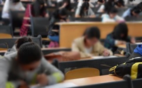 大學(xué)生隨筆