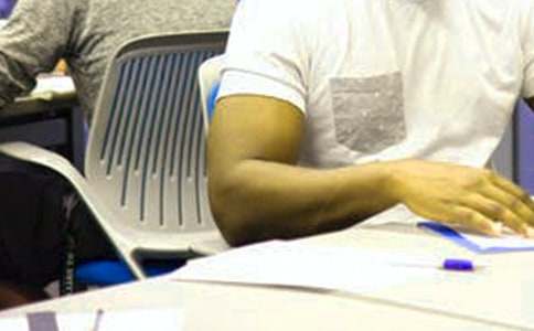 �ɿ��C�����^100�N����W(xu��)���C;����