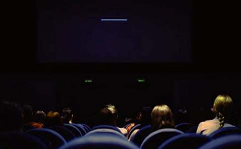 �Ӱ��݋���ɿ��E