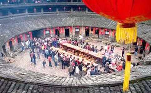 �茑�����L(f��ng)�׵�����700��