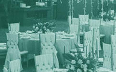 ��YŮ����ĸ�R�~