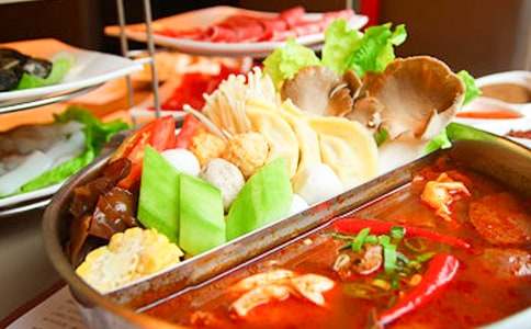 吃火鍋?zhàn)魑?00字