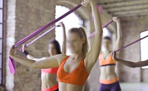 ���г�һ����700�֣����ǋ�������Ӿ�̾�