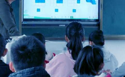 �W(xu��)У���н̸Ļ�ӷ���