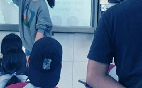 教研主任競聘演講稿作文