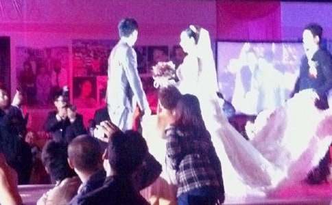 ���ѽY(ji��)��c���ϵ��R�~