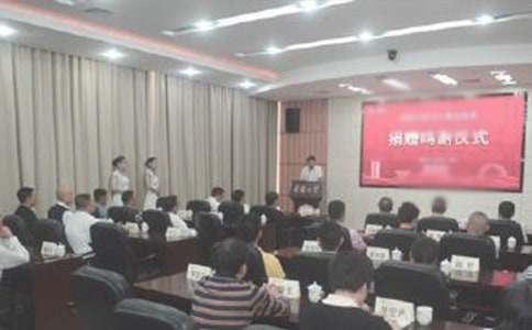 ��ٛ(z��ng)�xʽ���x�~���ąR����ƪ