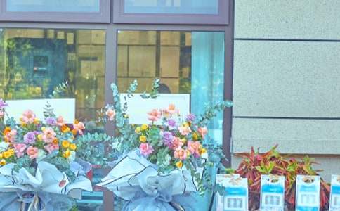 �_�����R�~