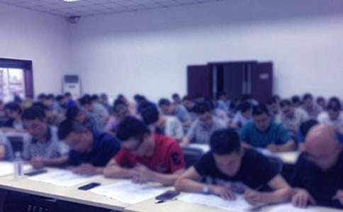 �����á���ԇ��˼����400��4ƪ