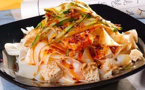 ���l(xi��ng)�ě�Ƥ����