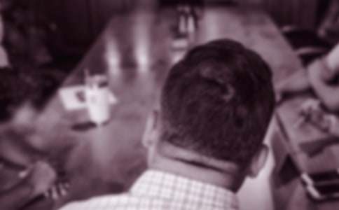 ��˾�I(l��ng)��(d��o)�´��R�~