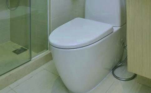 �l(f��)�������˹��£���ˮ�RͰ�������l(w��i)���Ĵ����