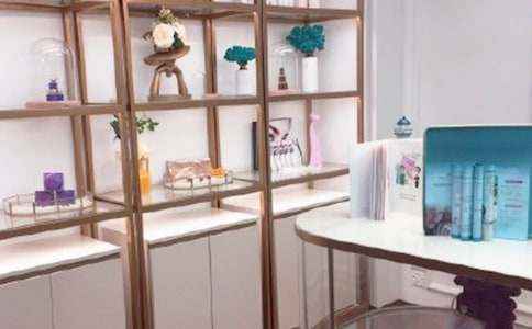 ����Ժ���(d��ng)�߄�