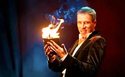 �����ǂ�(g��)ħ�g(sh��)����(y��u)������