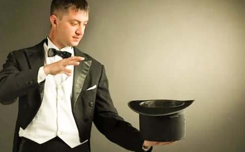 魔術(shù)師老媽_700字