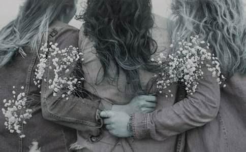 一個(gè)誠實(shí)的女孩子小學(xué)作文400字