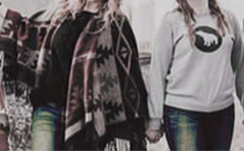 ����Ů��΢Ц���~�Z