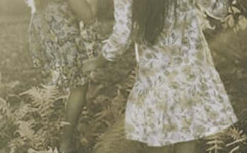 �L(f��ng)һ�ӵ�Ů������