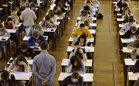 ���ģ���ĩ��ԇ��˼