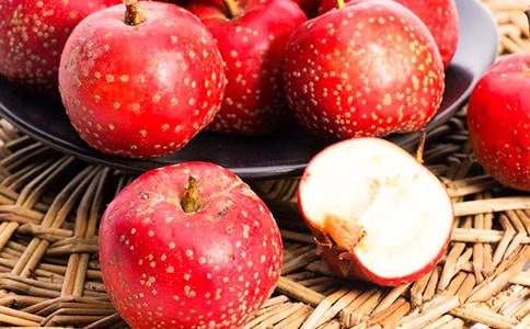 山楂糖雪球作文