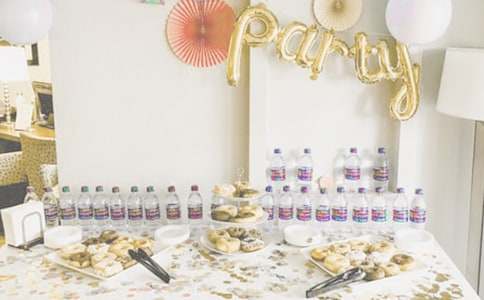 �������Ցc��ף�~����