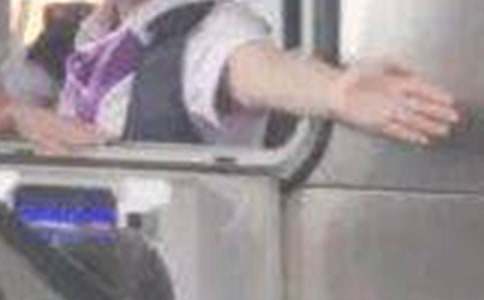 ���ٹ�·���M(f��i)�T�����ĵ��w��(hu��)