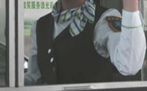 ���M(f��i)�T��ȿ��˵��u(p��ng)�Z(y��)260��