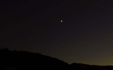 經(jīng)典溫馨晚安寄語(通用70句)