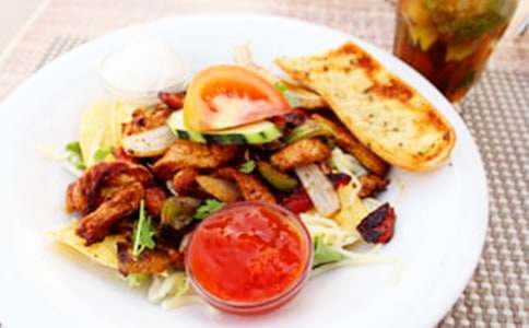 媽媽為我準備的午餐作文