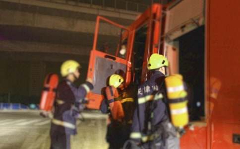 С�W(xu��)��������ȫ����300�֣�ͨ��43ƪ��