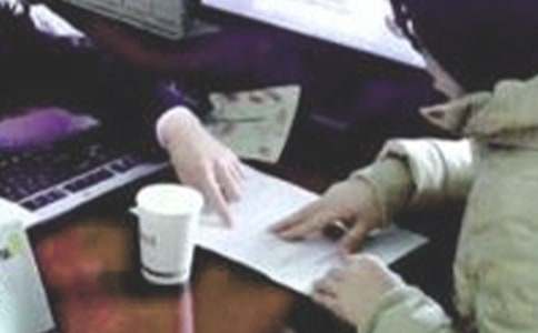 銀行信貸員述職報(bào)告范文