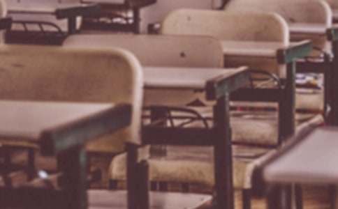 �W(xu��)У��ȫ����300��3ƪ