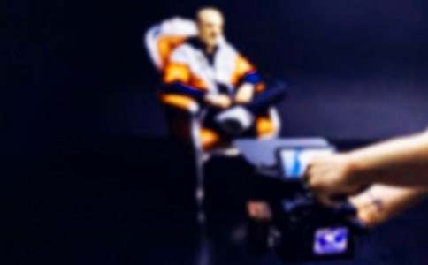 �ҵ��݆T�ϰ�700��