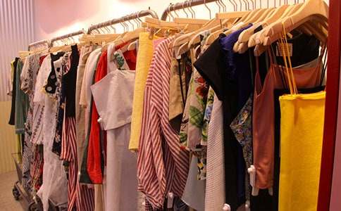 ������·�����700��