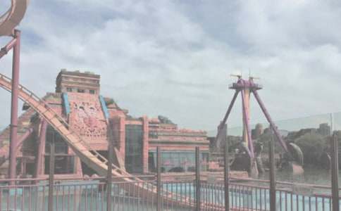 游樂園嗨翻天 開心的一天作文600字