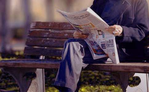 高中年級優(yōu)秀作文:沿著正確的道路前行