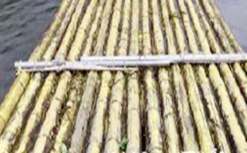 游漓江乘坐竹筏600字作文